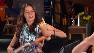 GLEE___FOX_Lounge__Melissa___Blake_231.jpg