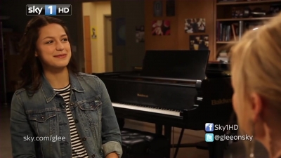 I_Heart_Glee_-_Melissa_Benoist_Interview_014.jpg