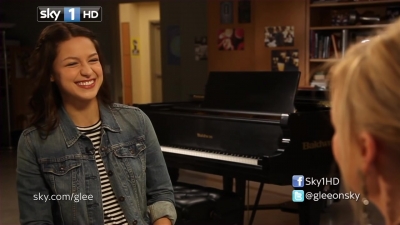 I_Heart_Glee_-_Melissa_Benoist_Interview_017.jpg