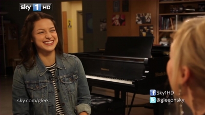 I_Heart_Glee_-_Melissa_Benoist_Interview_018.jpg