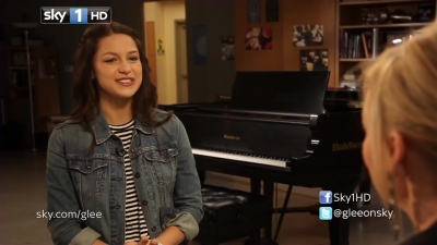I_Heart_Glee_-_Melissa_Benoist_Interview_330.jpg