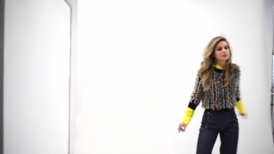 MARIE_CLAIRE_INDONESIA__BEHIND_THE_SCENE_PHOTOSHOOT_WITH_MELISSA_BENOIST_0626.jpg