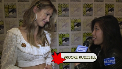 Melissa_Benoist_Reveals_How_Supergirl_Deals_With_Heartbreak_at_Comic-Con21_031.jpg