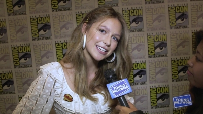 Melissa_Benoist_Reveals_How_Supergirl_Deals_With_Heartbreak_at_Comic-Con21_072.jpg