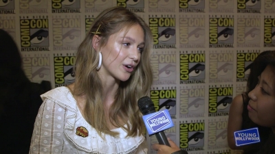 Melissa_Benoist_Reveals_How_Supergirl_Deals_With_Heartbreak_at_Comic-Con21_137.jpg