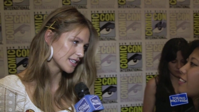 Melissa_Benoist_Reveals_How_Supergirl_Deals_With_Heartbreak_at_Comic-Con21_170.jpg