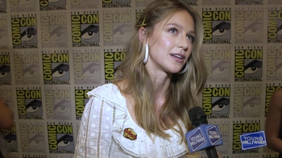 Melissa_Benoist_Reveals_How_Supergirl_Deals_With_Heartbreak_at_Comic-Con21_224.jpg