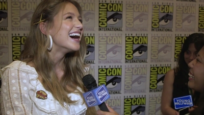 Melissa_Benoist_Reveals_How_Supergirl_Deals_With_Heartbreak_at_Comic-Con21_265.jpg