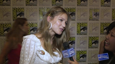 Melissa_Benoist_Reveals_How_Supergirl_Deals_With_Heartbreak_at_Comic-Con21_276.jpg