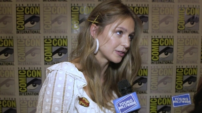 Melissa_Benoist_Reveals_How_Supergirl_Deals_With_Heartbreak_at_Comic-Con21_324.jpg