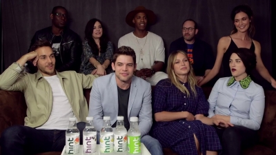 Supergirl_Cast_Interview_2B_Singing21___Comic-Con_2017___TVLine_026.jpg