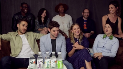 Supergirl_Cast_Interview_2B_Singing21___Comic-Con_2017___TVLine_154.jpg