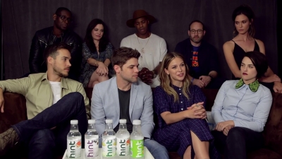 Supergirl_Cast_Interview_2B_Singing21___Comic-Con_2017___TVLine_317.jpg