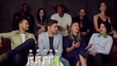 Supergirl_Cast_Interview_2B_Singing21___Comic-Con_2017___TVLine_332.jpg