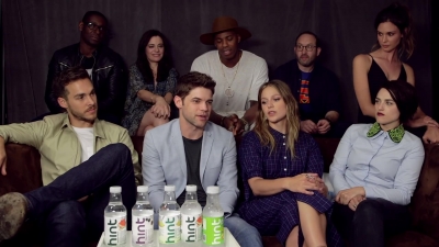 Supergirl_Cast_Interview_2B_Singing21___Comic-Con_2017___TVLine_339.jpg