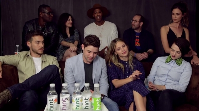 Supergirl_Cast_Interview_2B_Singing21___Comic-Con_2017___TVLine_426.jpg