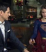 ET_Canada___Melissa_Benoist_Takes_A_Heroic_Quiz_129.jpg