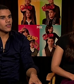 Imagem=Glee_-_Interview_with_Jacob_Artist_and_Melissa_Benoist_362.jpg
Tamanho=251KB
Dimensão=1280x720
Data Envio=13 Dez, 2018 Glee_-_Interview_with_Jacob_Artist_and_Melissa_Benoist_362.jpg