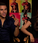 Imagem=Glee_-_Interview_with_Jacob_Artist_and_Melissa_Benoist_413.jpg
Tamanho=258KB
Dimensão=1280x720
Data Envio=13 Dez, 2018 Glee_-_Interview_with_Jacob_Artist_and_Melissa_Benoist_413.jpg