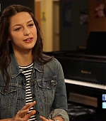 I_Heart_Glee_-_Melissa_Benoist_Interview_147.jpg