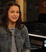 I_Heart_Glee_-_Melissa_Benoist_Interview_298.jpg