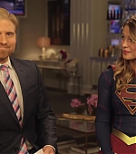 Melissa_Benoist_Interview__SUPERGIRL_092.jpg