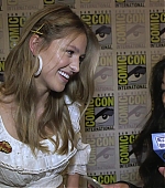 Melissa_Benoist_Reveals_How_Supergirl_Deals_With_Heartbreak_at_Comic-Con21_052.jpg