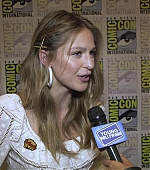 Melissa_Benoist_Reveals_How_Supergirl_Deals_With_Heartbreak_at_Comic-Con21_083.jpg