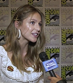 Melissa_Benoist_Reveals_How_Supergirl_Deals_With_Heartbreak_at_Comic-Con21_126.jpg