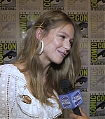 Melissa_Benoist_Reveals_How_Supergirl_Deals_With_Heartbreak_at_Comic-Con21_279.jpg