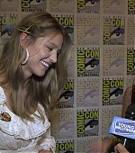 Melissa_Benoist_Reveals_How_Supergirl_Deals_With_Heartbreak_at_Comic-Con21_298.jpg