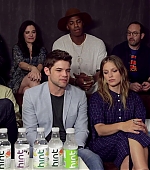 Imagem=Supergirl_Cast_Interview_2B_Singing21___Comic-Con_2017___TVLine_345.jpg
Tamanho=623KB
Dimensão=1920x1080
Data Envio=26 Out, 2018 Supergirl_Cast_Interview_2B_Singing21___Comic-Con_2017___TVLine_345.jpg
