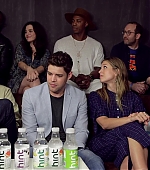 Imagem=Supergirl_Cast_Interview_2B_Singing21___Comic-Con_2017___TVLine_370.jpg
Tamanho=636KB
Dimensão=1920x1080
Data Envio=26 Out, 2018 Supergirl_Cast_Interview_2B_Singing21___Comic-Con_2017___TVLine_370.jpg
