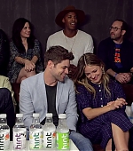 Imagem=Supergirl_Cast_Interview_2B_Singing21___Comic-Con_2017___TVLine_414.jpg
Tamanho=628KB
Dimensão=1920x1080
Data Envio=26 Out, 2018 Supergirl_Cast_Interview_2B_Singing21___Comic-Con_2017___TVLine_414.jpg