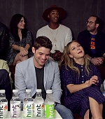 Imagem=Supergirl_Cast_Interview_2B_Singing21___Comic-Con_2017___TVLine_417.jpg
Tamanho=627KB
Dimensão=1920x1080
Data Envio=26 Out, 2018 Supergirl_Cast_Interview_2B_Singing21___Comic-Con_2017___TVLine_417.jpg