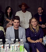 Imagem=Supergirl_Cast_Interview_2B_Singing21___Comic-Con_2017___TVLine_456.jpg
Tamanho=636KB
Dimensão=1920x1080
Data Envio=26 Out, 2018 Supergirl_Cast_Interview_2B_Singing21___Comic-Con_2017___TVLine_456.jpg
