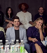 Imagem=Supergirl_Cast_Interview_2B_Singing21___Comic-Con_2017___TVLine_489.jpg
Tamanho=613KB
Dimensão=1920x1080
Data Envio=26 Out, 2018 Supergirl_Cast_Interview_2B_Singing21___Comic-Con_2017___TVLine_489.jpg
