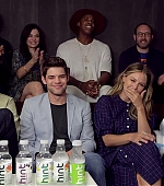 Imagem=Supergirl_Cast_Interview_2B_Singing21___Comic-Con_2017___TVLine_492.jpg
Tamanho=615KB
Dimensão=1920x1080
Data Envio=26 Out, 2018 Supergirl_Cast_Interview_2B_Singing21___Comic-Con_2017___TVLine_492.jpg