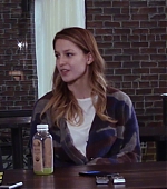 Supergirl__Melissa_Benoist_Interview_-_On_Set_035.jpg