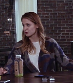 Supergirl__Melissa_Benoist_Interview_-_On_Set_044.jpg
