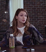 Supergirl__Melissa_Benoist_Interview_-_On_Set_093.jpg